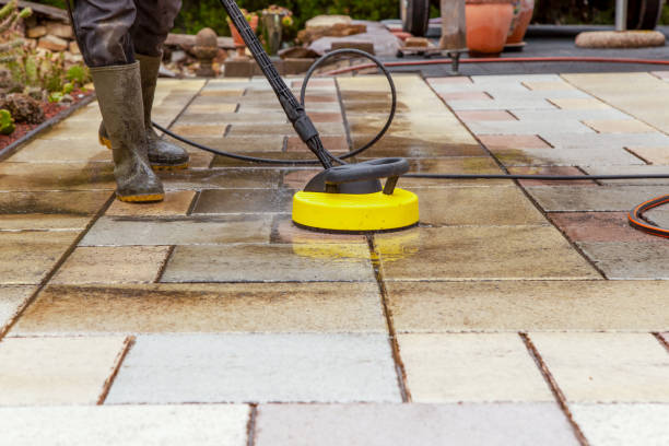 Professional Pressure Washing Services in Lake Barcroft, VA